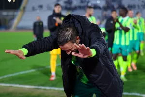 (ΒINTEO Kerkida) Άκουσε ρυθμικά το όνομά του... και υποκλίθηκε ο Μιραμόν!