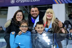 (Φώτος) Οι Παφίτες... στο "Αλφαμέγα"