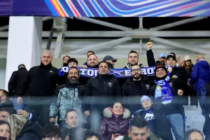 (Φώτος) Οι Παφίτες... στο "Αλφαμέγα"