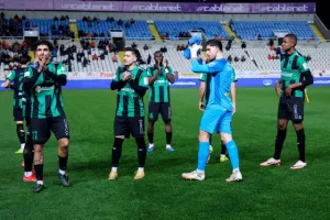 Ολυμπιακός - ΑΠΟΕΛ: Επιστροφή στις νίκες με... Ντράζιτς και Κούτσακο