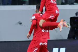 Διπλό στη Λεμεσό με Γιόβετιτς, Μαέ και... ΣΟΥΠΕΡ Φαμπιάνο (φώτος)