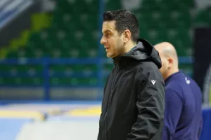 Νίκες για Ομόνοια, Παφιακό και Νέα Σαλαμίνα (φώτος)