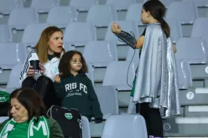 Φωτορεπορτάζ/Ο κόσμος στο Άρης-Ομόνοια