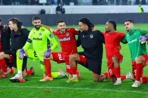 (ΒΙΝΤΕΟ Kerkida/φώτος) Πάρτι...με τον κόσμο στο τέλος!