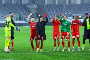 (ΒΙΝΤΕΟ Kerkida/φώτος) Πάρτι...με τον κόσμο στο τέλος!
