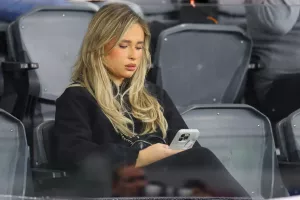 (Φώτος) Ο κόσμος στο "Αλφαμέγα"