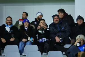 ΦΩΤΟΣ/Οι Απολλωνίστες και οι ΑΠΟΕΛίστες στις κερκίδες
