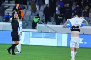 Απόλλων - ΑΠΟΕΛ: Τα είχε όλα, βάφτηκε γαλάζιο με δυο πέναλτι!