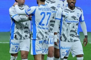 Απόλλων - ΑΠΟΕΛ: Τα είχε όλα, βάφτηκε γαλάζιο με δυο πέναλτι!
