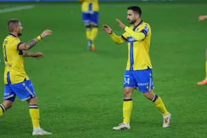Απόλλων - ΑΠΟΕΛ: Τα είχε όλα, βάφτηκε γαλάζιο με δυο πέναλτι!