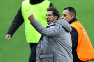 (Φώτος) Γροθιά... Λοσάδα!