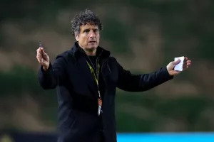 Ζωντανή στη "μάχη" για τον τίτλο η ΑΕΚ με ΔΙΠΛΟ επί της Πάφος FC! (φώτος)