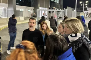 ΑΠΟΘΕΩΣΗ Καρσέδο... έξω από Αλφαμέγα (Βίντεο)