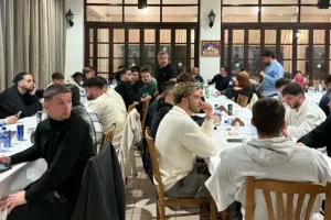 Η "βυσσινί" βασιλόπιτα (Φώτος)
