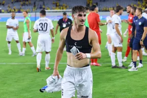 ΑΥΤΟΣ... την διαφορά!