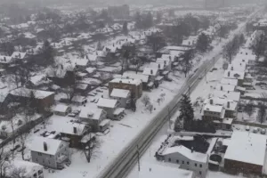 Ξεκίνησε η χειμερινή καταιγίδα στις ΗΠΑ: Εκατομμύρια άνθρωποι στο έλεος του ψύχους