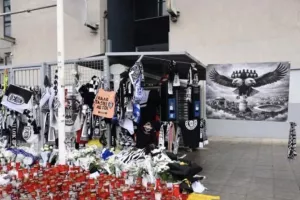 Η τελευταία πράξη του δράματος – Παρών στις κηδείες ο τραυματίας που πήρε εξιτήριο