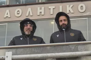 Παρόντες... οι αποχωρήσαντες