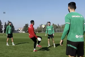Πλάνα απ' το "Ηλίας Πούλλος"