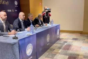 (Βίντεο Kerkida) Τι είπε ο Χάρης στους Προέδρους των ομάδων