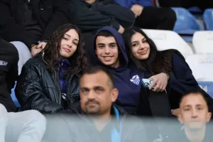 (Φωτορεπορτάζ) Ο κόσμος στο "ΠΑΠ"