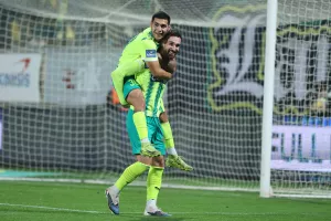 ΑΕΚ-ΕΝΠ: Πάρτι με 5αρα και πάει για ντέρμπι! 