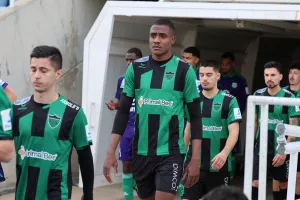 Νέα απώλεια για τον Άρη, βαθμός για τον Ολυμπιακό (Φώτος)