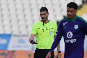 Νέα απώλεια για τον Άρη, βαθμός για τον Ολυμπιακό (Φώτος)