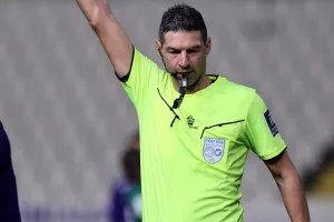 Νέα απώλεια για τον Άρη, βαθμός για τον Ολυμπιακό (Φώτος)