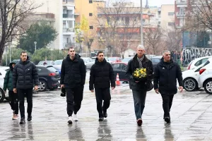 Ο Άρης απέτισε φόρο τιμής στους αδικοχαμένους φίλους του ΠΑΟΚ