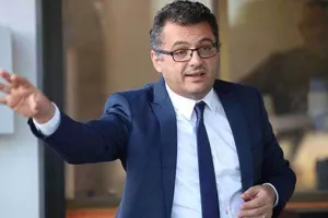 Ο άνθρωπός τους!