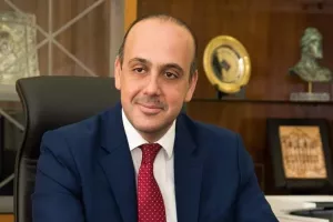 Πρώην Αρχηγός: Διερευνήθηκαν ξανά ισχυρισμοί για ξυλοδαρμό
