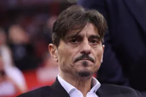 "Πότε θα τιμωρηθούν οι ομάδες για τις ύβρεις των οπαδών τους;" - Αναφορά και στον Ολυμπιακό!