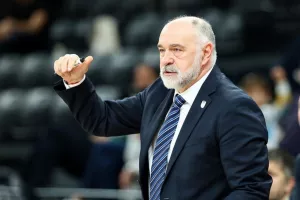 Λάσο: «Καταξιωμένος ο Ολυμπιακός, να παίξουμε για την περηφάνια μας»
