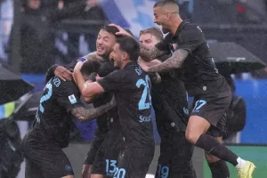 "Διπλό" για τη Νάπολι!