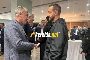 Παπασταύρου με Μάντζιο