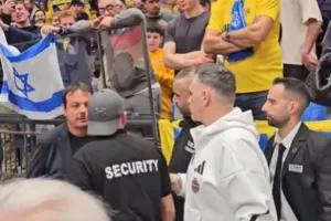 (Βίντεο) Και… δεύτερος γύρος έντονων αποδοκιμασιών προς τον Αταμάν!