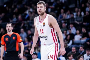 Άντεξε στην Πόλη και συνέχισε την αναρρίχηση ο Ολυμπιακός!