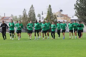 Καρφωμένοι...στην Ομόνοια!