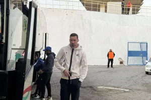 (Φώτος kerkida) Έφτασαν οι "γαλαζοκίτρινοι"