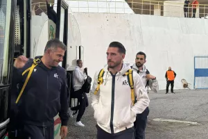 (Φώτος kerkida) Έφτασαν οι "γαλαζοκίτρινοι"