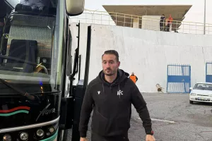 (Φώτος kerkida) Έφτασαν οι "γαλαζοκίτρινοι"