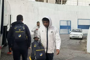 (Φώτος kerkida) Έφτασαν οι "γαλαζοκίτρινοι"