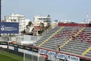 Τρένο με... σπασμένα φρένα η Νέα Σαλαμίνα (Αποτελέσματα)