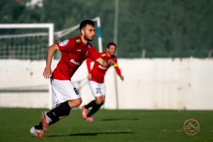 ΚΛΙΚΣ... απ' τη νίκη