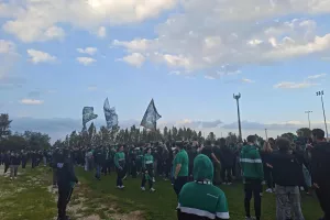 (Βίντεο-Φώτος kerkida) Στο "Ηλίας Πούλλος" οι Ομονοιάτες για... ντόπες! 