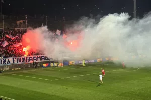 Πυρσοί και μικρή διακοπή (Φώτος)