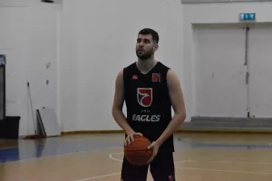 Επίδειξη δύναμης και τρίτος συνεχόμενος τίτλος (φώτος)