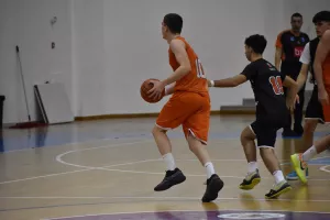 Επίδειξη δύναμης και τρίτος συνεχόμενος τίτλος (φώτος)