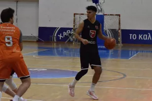 Επίδειξη δύναμης και τρίτος συνεχόμενος τίτλος (φώτος)